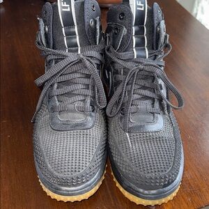 Nike Lunar Force 1 Duckboot
Black Gum Mens Sz 10.5